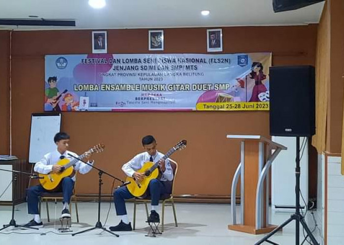 Keren, Gitar Duet SMPN 1 Koba Juara 3 FLS2N Tingkat Provinsi Babel