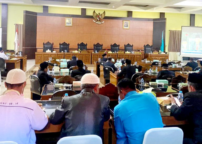 DPRD Bateng Gelar Paripurna Istimewa Peringatan HUT RI ke-77