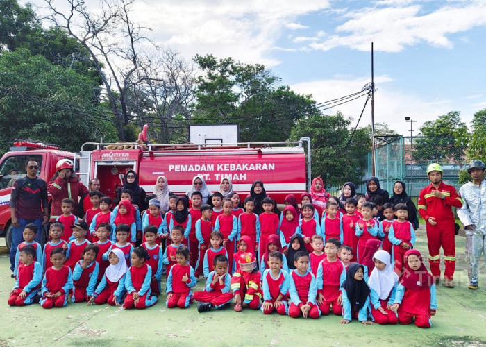 Belajar Keselamatan dengan Seru, Puluhan Siswa TK Antusias Ikuti Edukasi Kebakaran dari PT Timah