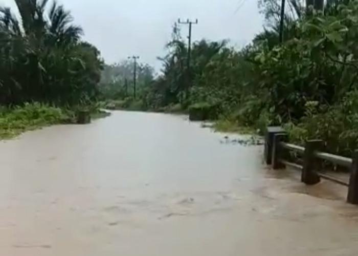 Hujan Lebat, Jalan Penghubung Desa di Jebus Terputus
