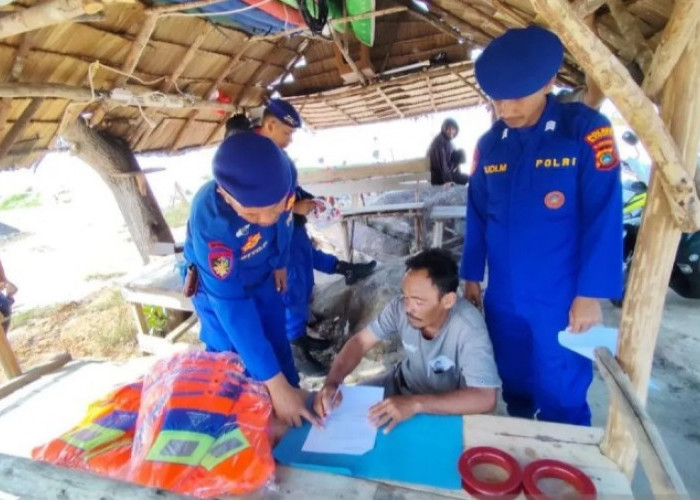 Satpolairud Polres Bangka Tingkatkan Pengawasan Aktivitas Nelayan