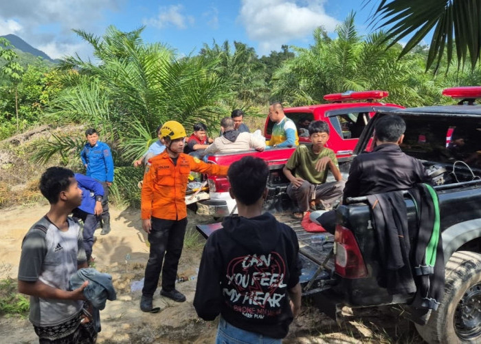 Tersesat di Bukit Maras Sejak Pagi, Empat Remaja Sungailiat Berhasil Dievakuasi Jelang Subuh
