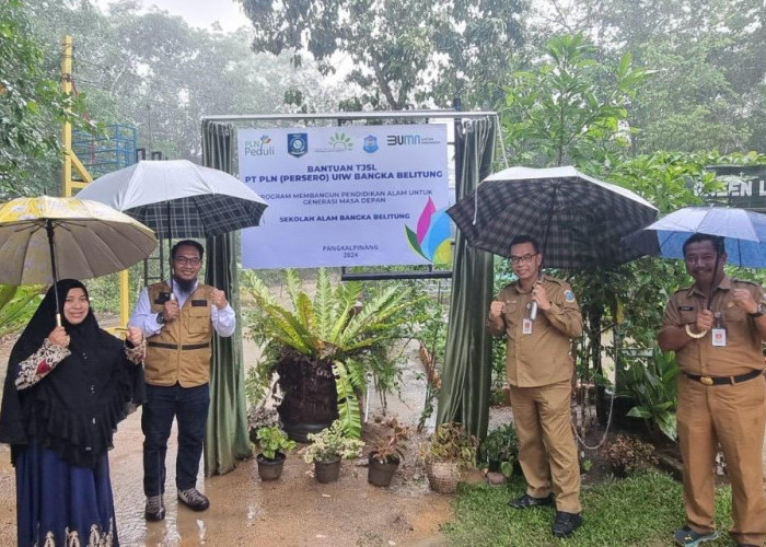 PLN Serahkan Bantuan TJSL Sarana Pendidikan, Dukung Pembelajaran Aktif di Sekolah Alam