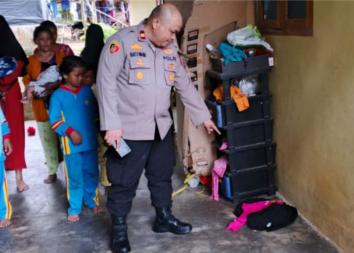 Geger! Bayi Perempuan Ditemukan di Teras Rumah Warga Desa Paku