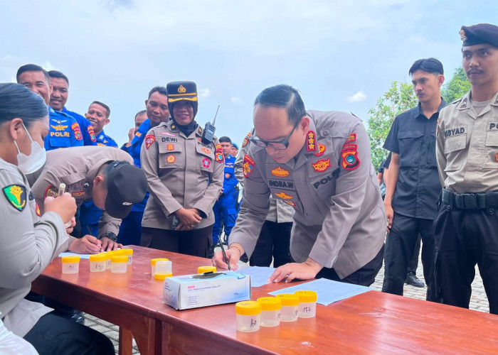 Kapolresta Pangkalpinang Pimpin Apel, Seluruh Personel Langsung Jalani Tes Urine dan Gaktiblin