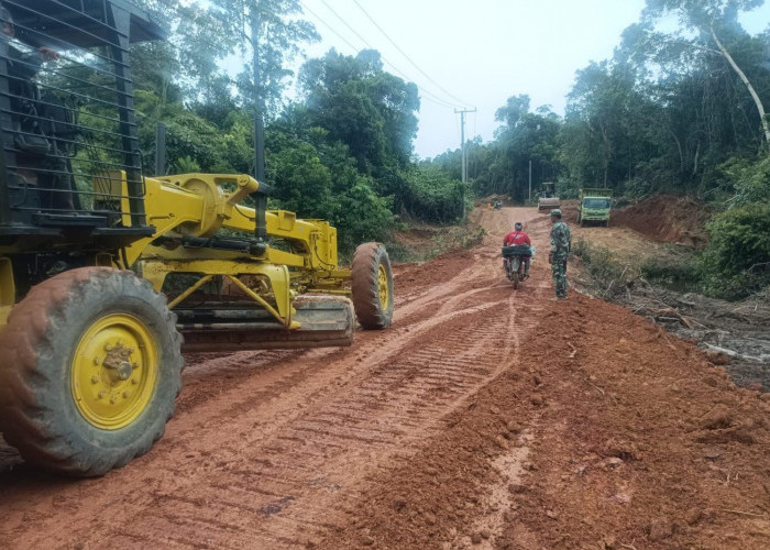 TMMD di Desa Penutuk Sudah Sampai Tahapan Pemadatan Jalan Untuk Pengerjaan Fisik 