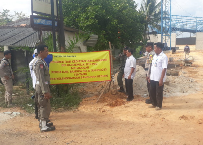 Tak Berizin dan Rawan Banjir, Satpol PP Bangka Hentikan Pembangunan Gudang di Desa Kace