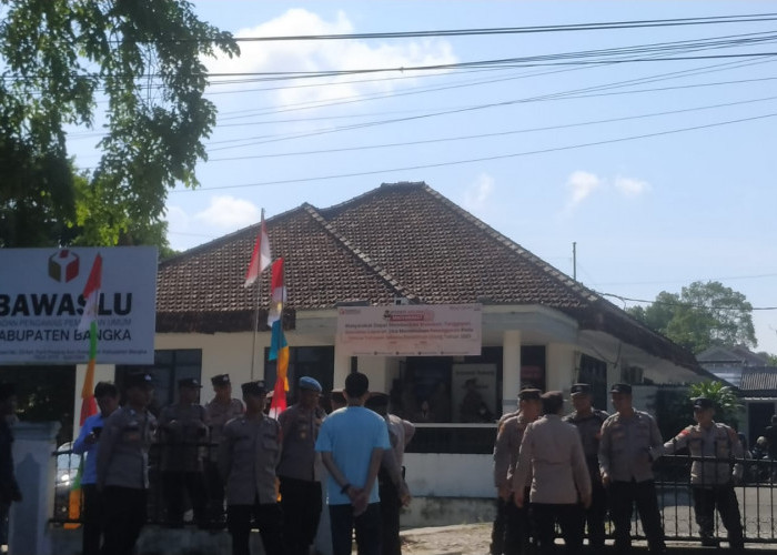 Sidang Terbuka Gugatan TMS Rato-Ramadian di Bawaslu Bangka Digelar Tertutup, Jurnalis Sempat Dilarang Masuk