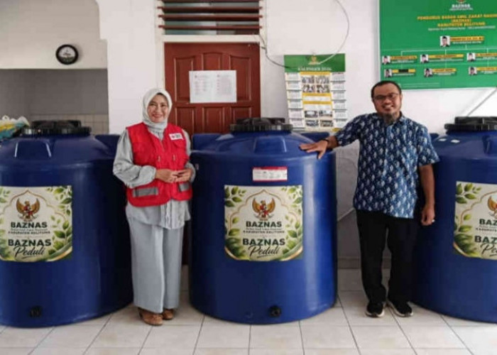 BAZNAS Belitung Salurkan Tiga Tandon Air Bersih untuk Bantu Warga Terdampak Kekeringan