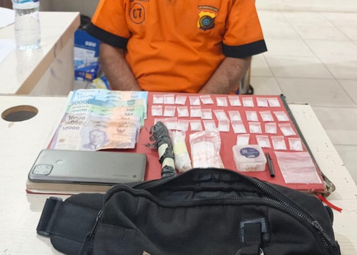 Bandar Sabu 11 Gram Digerebek di Warkop Pangkalbalam, Polresta Pangkalpinang Amankan Pria 44 Tahun
