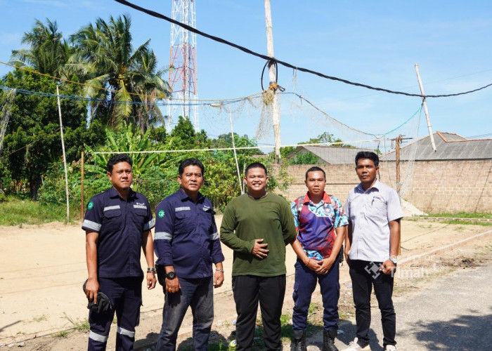 PT Timah Serahkan Bantuan untuk Renovasi Lapangan Voli di Bangka Selatan 