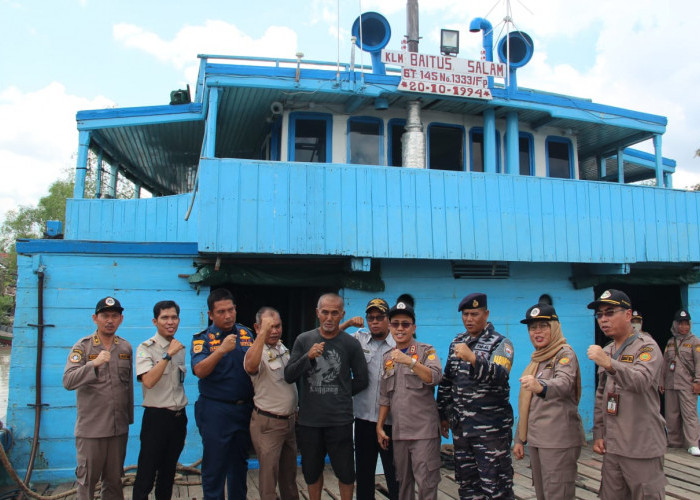 Jelang Idulfitri, Kapus KKIP Tinjau Lalu Lintas Komoditas Pertanian di Pelabuhan Sungaiselan