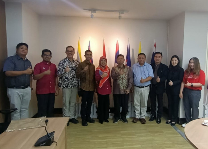 Institut Pahlawan 12 Kerjasama Internasional dengan Burapha University Thailand & Universiti Utara Malaysia