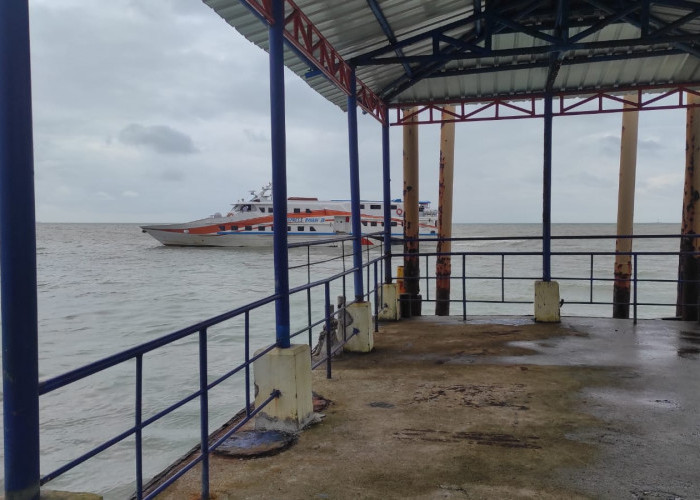 Feri Stop, Tapi Kapal Express Bahari Rute Muntok - Palembang Tetap Berlayar