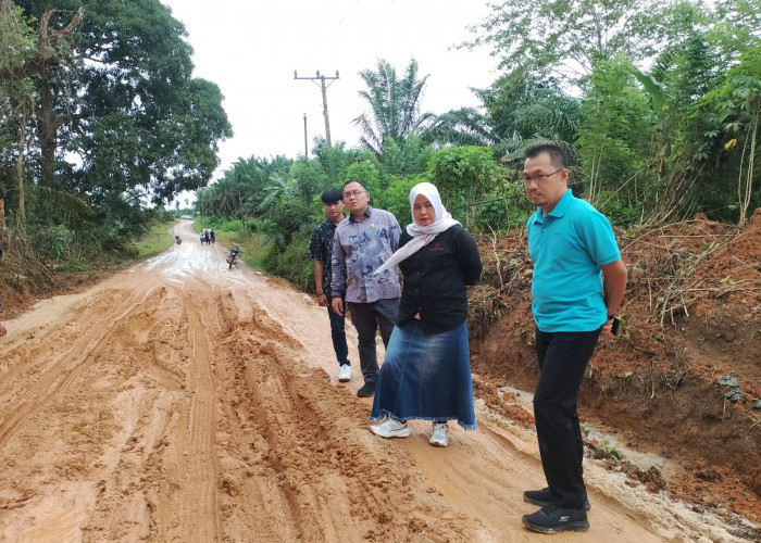 Jalan Perbatasan Nyelanding dan Delas Hancur Parah, Komisi III DPRD Basel Lakukan Sidak 