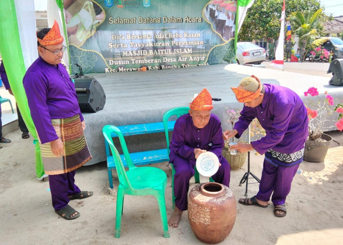 Rebo Kasan, Cara Masyarakat Air Anyir Menolak Bala