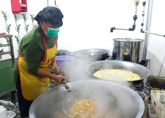 Manfaatkan KUR BRI, UMKM Pemasok Makan Bergizi Gratis Ini Sukses Tingkatkan Skala Usaha & Buka Lapangan Kerja