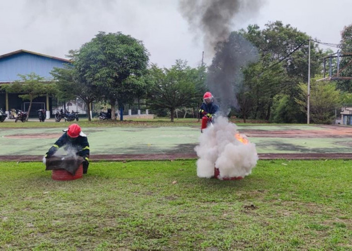 Semarak Peringatan Bulan K3 Nasional, PT Timah Gelar Lomba Penanganan Kebakaran dan 5R 