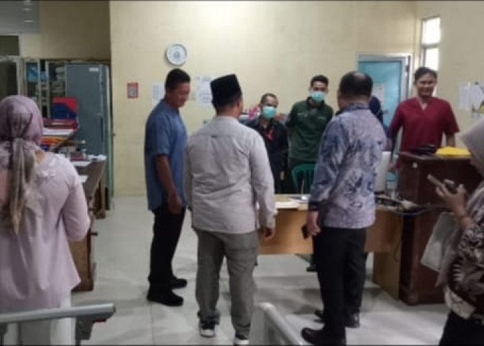 H. Kamarudin Sebut WC di Ruang Inap Hampir Semuanya Dalam Kondisi Tidak Baik 