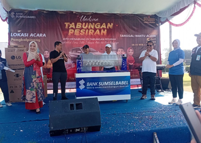 Elisa Astuti Raih Toyota Rush Tabungan Pesirah BSB Cabang Pangkalpinang