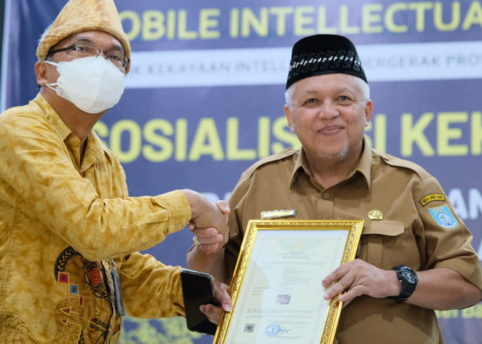 Gelar Mobile IP Clinic di Bangka Belitung, DJKI Serahkan Sertifikat KI dan Nobatkan Duta KI