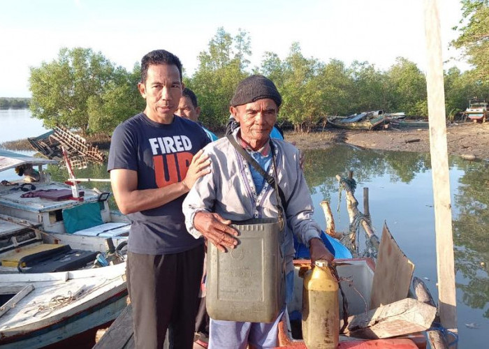 Temui Warga Belitung, Pj Gubernur Suganda Dukung Peningkatan Kesejahteraan Nelayan 