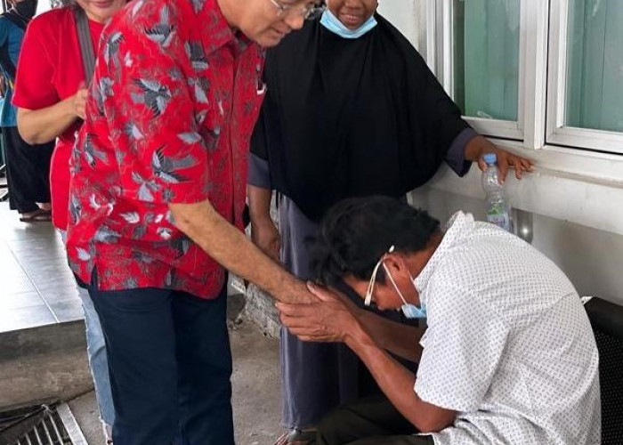 Harapan Pasien Operasi Katarak Gratis untuk Rudianto Tjen: Terus Bantu Warga