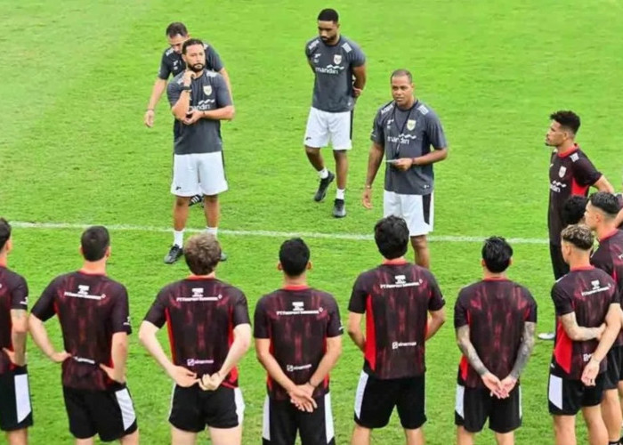 Dipecat PSSI, Ini Respon Patrick Kluivert 