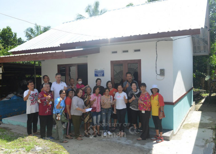 PT Timah Tbk Berikan Hadiah Natal kepada Komunitas Kristen