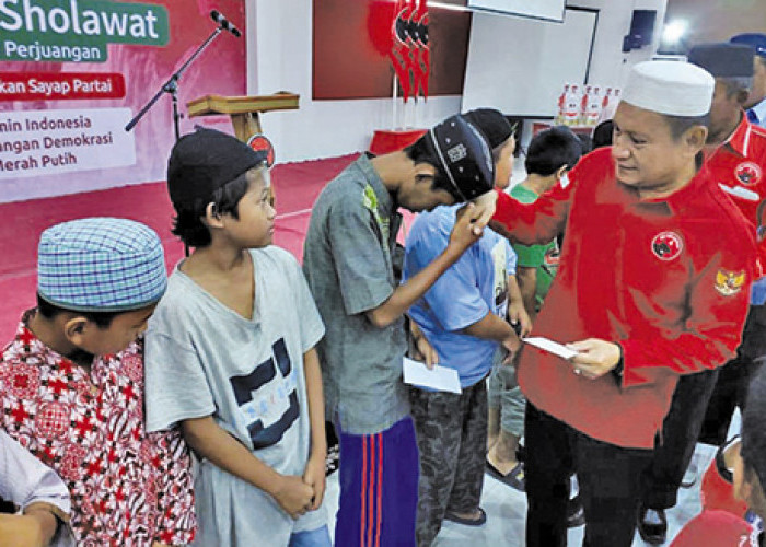 Momen Sejuk Pelantikan Sayap Partai, PDIP Babel Santuni Puluhan Anak Yatim Piatu