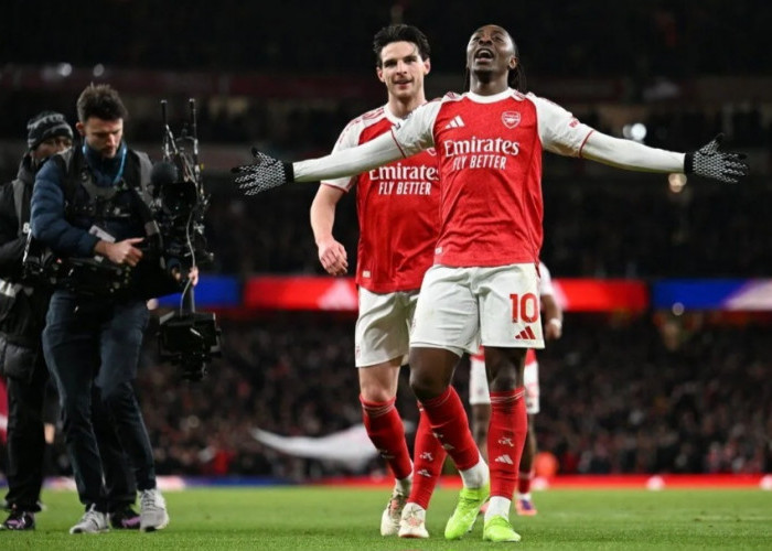 Eze Menggila, Arsenal Hancurkan Tottenham 4-1