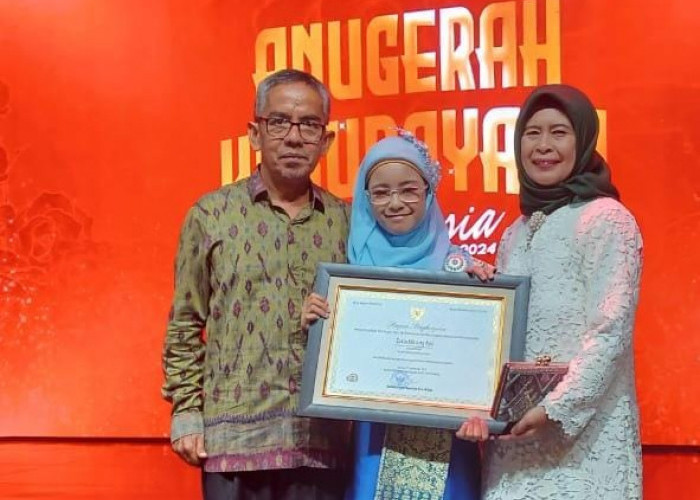 Gadis Cilik Bangka Ini Raih Anugerah Kebudayaan Indonesia