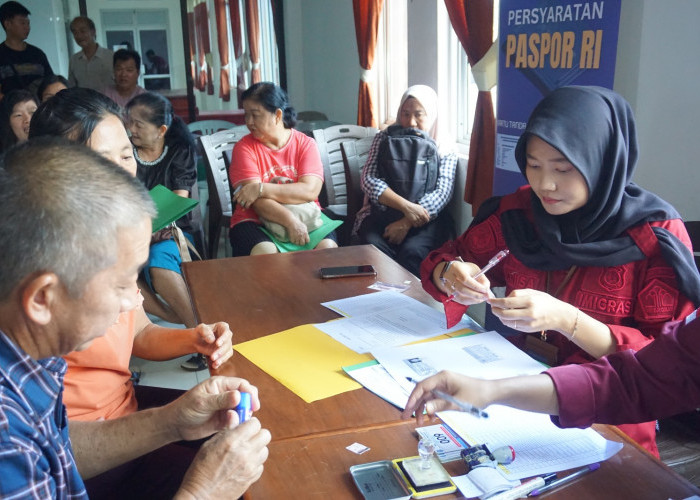 Imigrasi Pangkalpinang Buka Layanan Eazy Passport dalam Kegiatan Imigrasi-Corner di Kantor Camat Belinyu