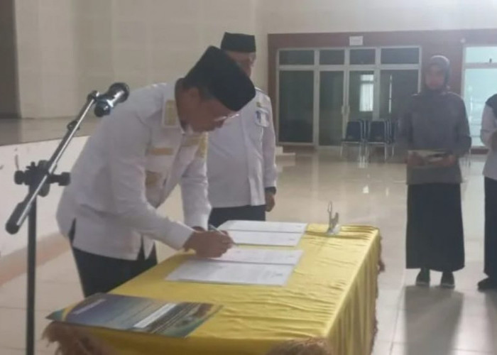 288 Anggota BPD se Bateng Dikukuhkan, Ini Pesan Bupati Algafry 