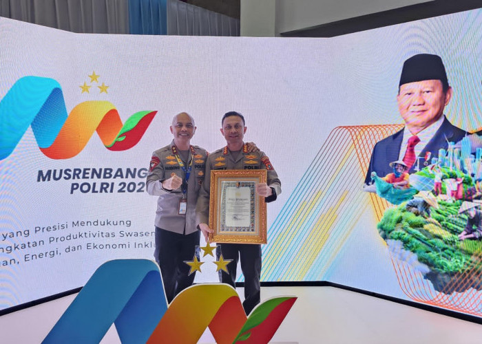 Kado Istimewa HUT Bhayangkara ke-79, Polresta Pangkalpinang Raih Penghargaan Pelayanan Publik Prima