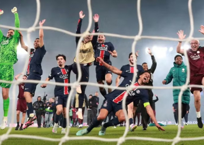 PSG Sempurna, Enrique Tuntaskan Misi, Doue Merasa Mimpi