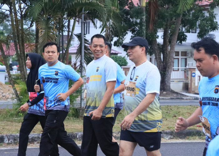 Kapolresta Pangkalpinang Meriahkan Bhayangkara Babel Run 2026, Ajak Warga Budayakan Hidup Sehat