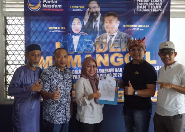 Budi RRI Kembalikan Formulir ke Nasdem, Siap Maju Pilkada Pangkalpinang Ulang 2025