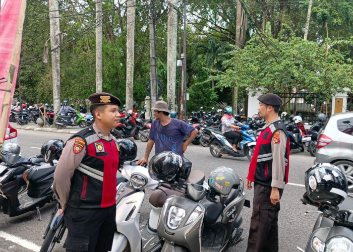 Sat Samapta Polresta Pangkalpinang Lakukan Patroli di Alun-Alun Taman Merdeka