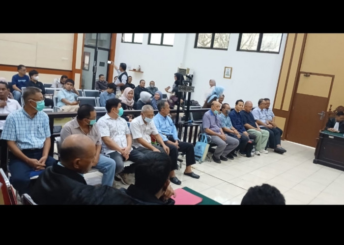 11 Bos Timah Basel Mulai Duduk Jadi Pesakitan di PN Tipikor Pangkalpinang