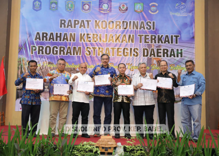 Buka Rakor dengan Pemkab/Pemkot se-Babel, Pj Gubernur Ridwan Djamaludin Bahas Isu Strategis Pembangunan Daerah