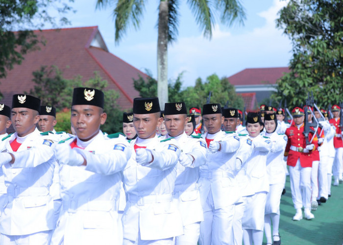 Gubernur Hidayat Arsani Sampaikan Terima Kasih, Upacara Penurunan Bendera Berlangsung Lancar dan Khidmat