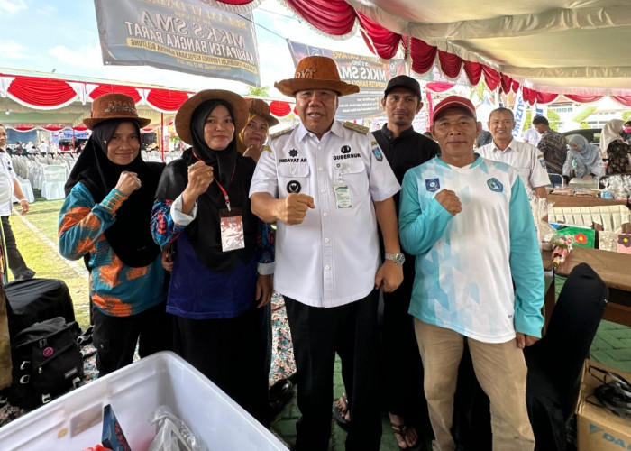 Tinjau Stan LKS-FLS3N 2026, Gubernur Hidayat Arsani Borong Produk dan Motivasi Siswa Babel