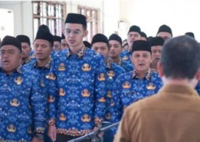Lantik dan Ambil Sumpah 91 PPPK Tahap II Pemkab Bateng, Algafry: Semoga Semakin Semangat Mengabdi