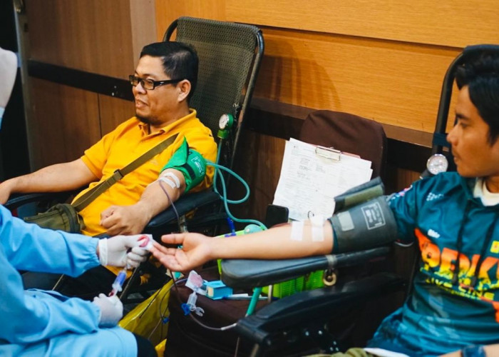 Semarak HLN ke-80, PLN UP3 Bangka Ajak Pegawai dan Mitra Peduli Sesama melalui Donor Darah