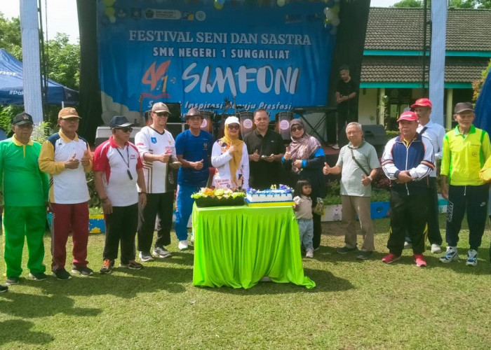 Simfoni Kebersamaan Guru, Siswa, Alumni, dan Masyarakat