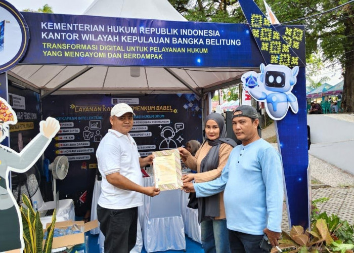 Hari Kedua Festival ERPEKA, Kanwil Kemenkum Babel Hadirkan Layanan Hukum bagi Masyarakat dan Pelaku UMKM