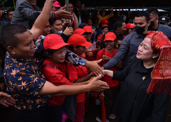 Momen Kunjungan Puan Disambut Antusiasme Ratusan Warga Tapanuli Utara: Puan Presiden!