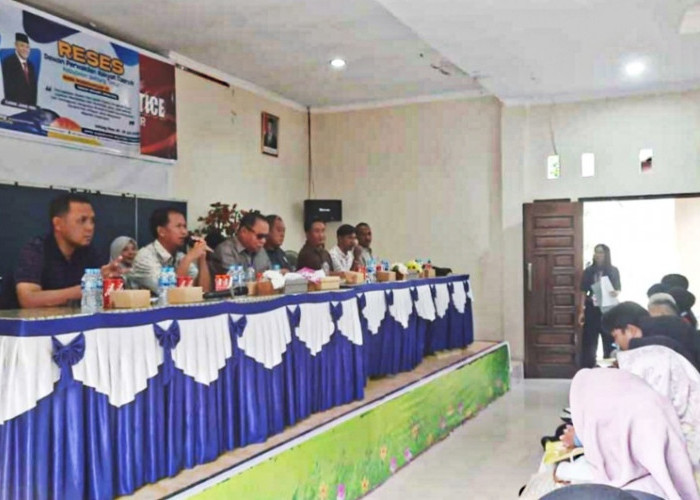 Reses DPRD Beltim di Selingsing, Warga Minta Jalan Sekolah Jadi Prioritas Meski Anggaran Terbatas