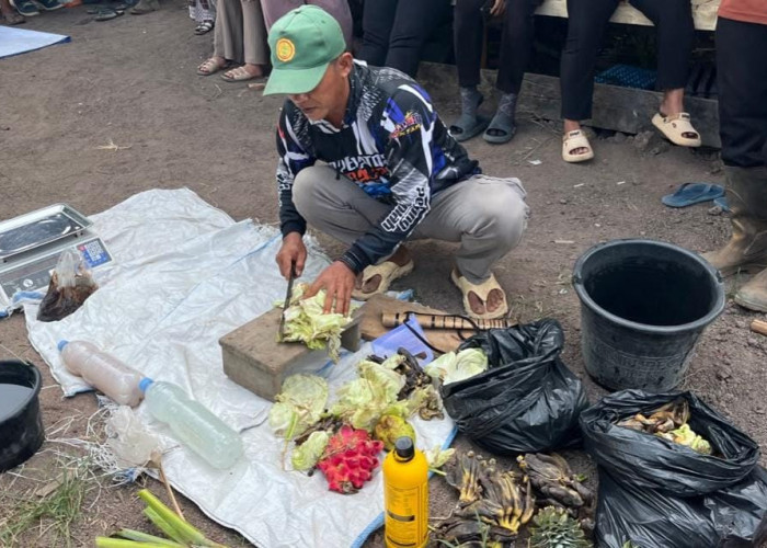 Tim Ekspedisi Patriot IPB Dorong Petani Kawasan  Batu Betumpang Kembangkan Pupuk Organik